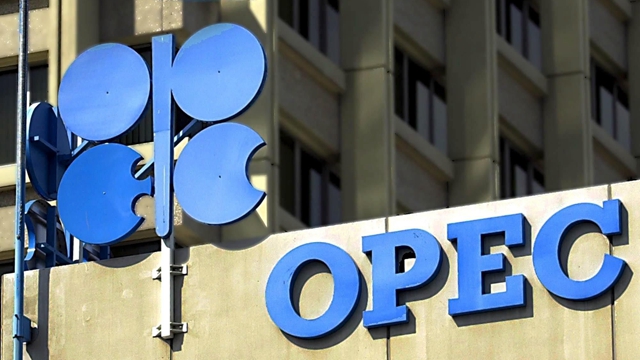 两个月重挫近20%，OPEC+四季度产能释放悬了？-公闻财经