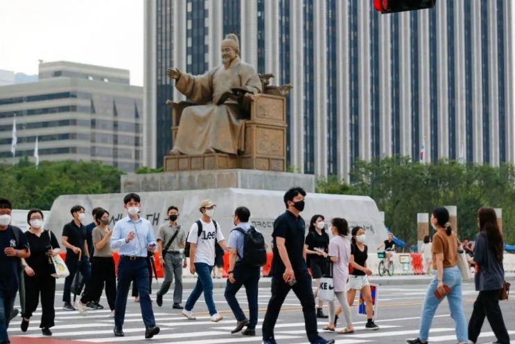 韩国计划提升养老金缴费率、避免养老基金枯竭，尹锡悦称不会停止改革步伐-公闻财经